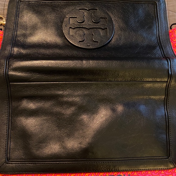 100% Authentic Burch leather handbag. - Picture 2 of 4